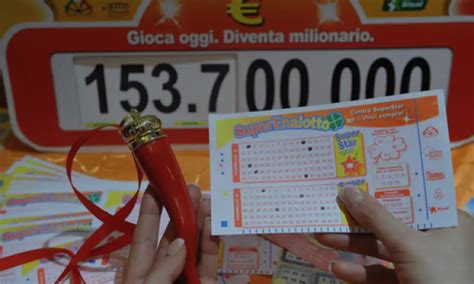 Record SuperEnalotto Jackpot of €371 Million is Won.